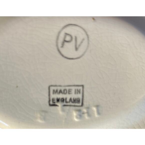 Pair of Peasant Village England Porcelain Cornacopia Vases Vintage - Picture 9 of 10